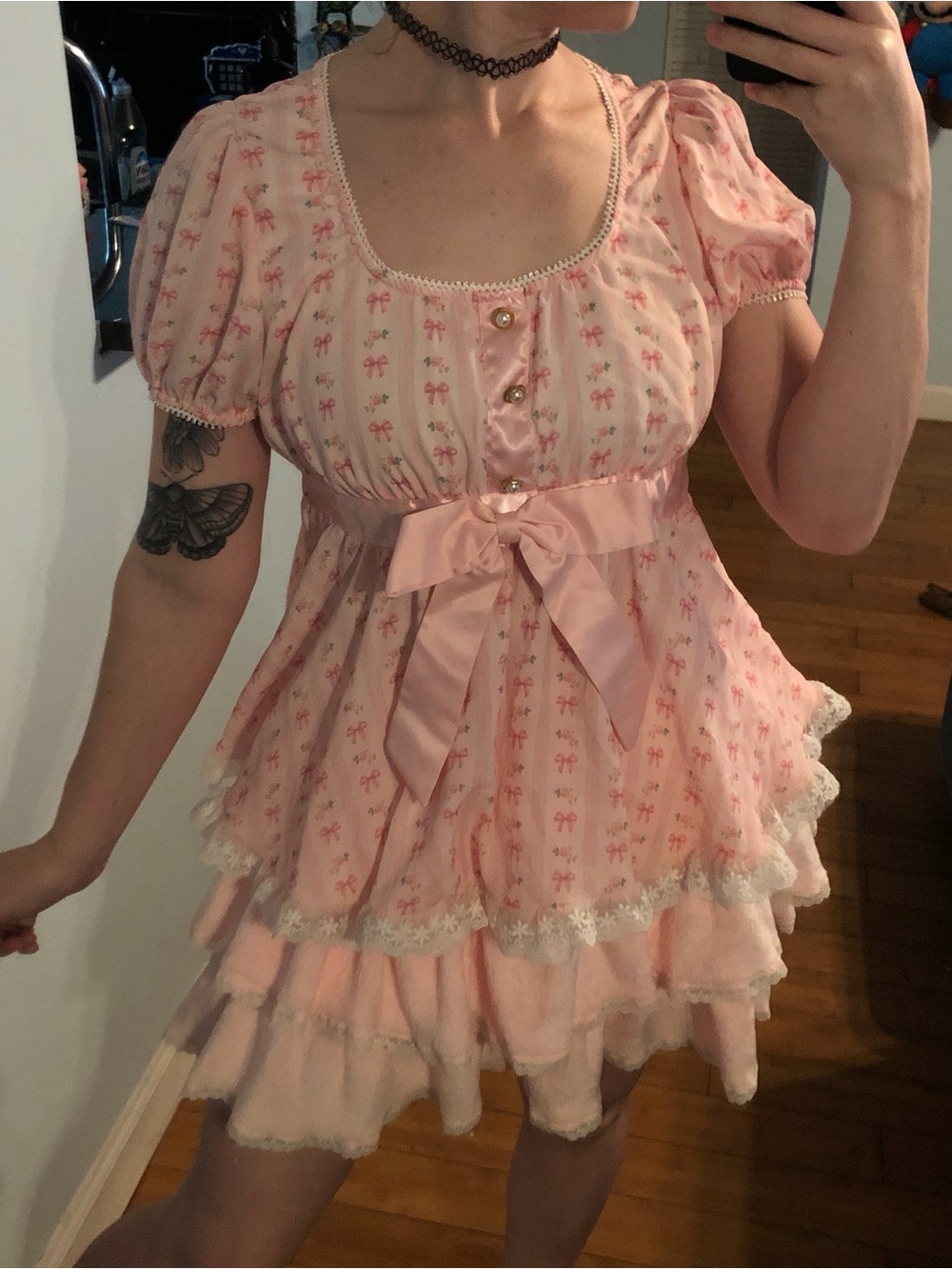 ROMWE Pink Bow Lace Puff Sleeve Peplum Blouse